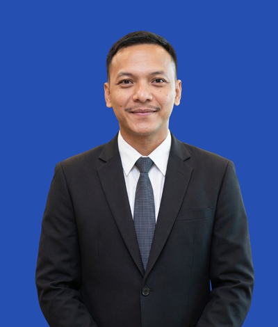 นายจิรพันธ์ เพ็ชรกุล